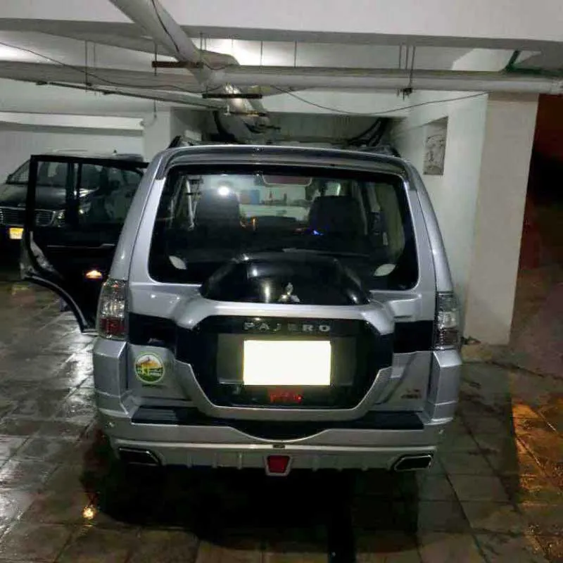 Mitsubishi-Pajero-2018-6-768x1024-1