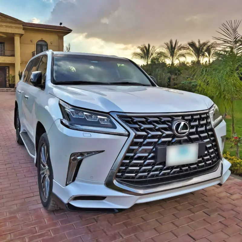 Lexus L X 570-1