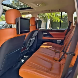 Lexus L X 600-6