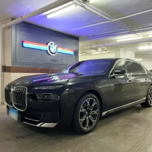 BMW 740i-9