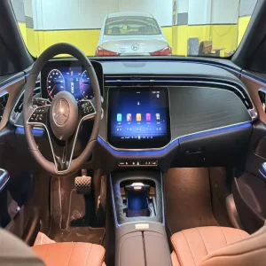 Mercedes E 200 2025-6